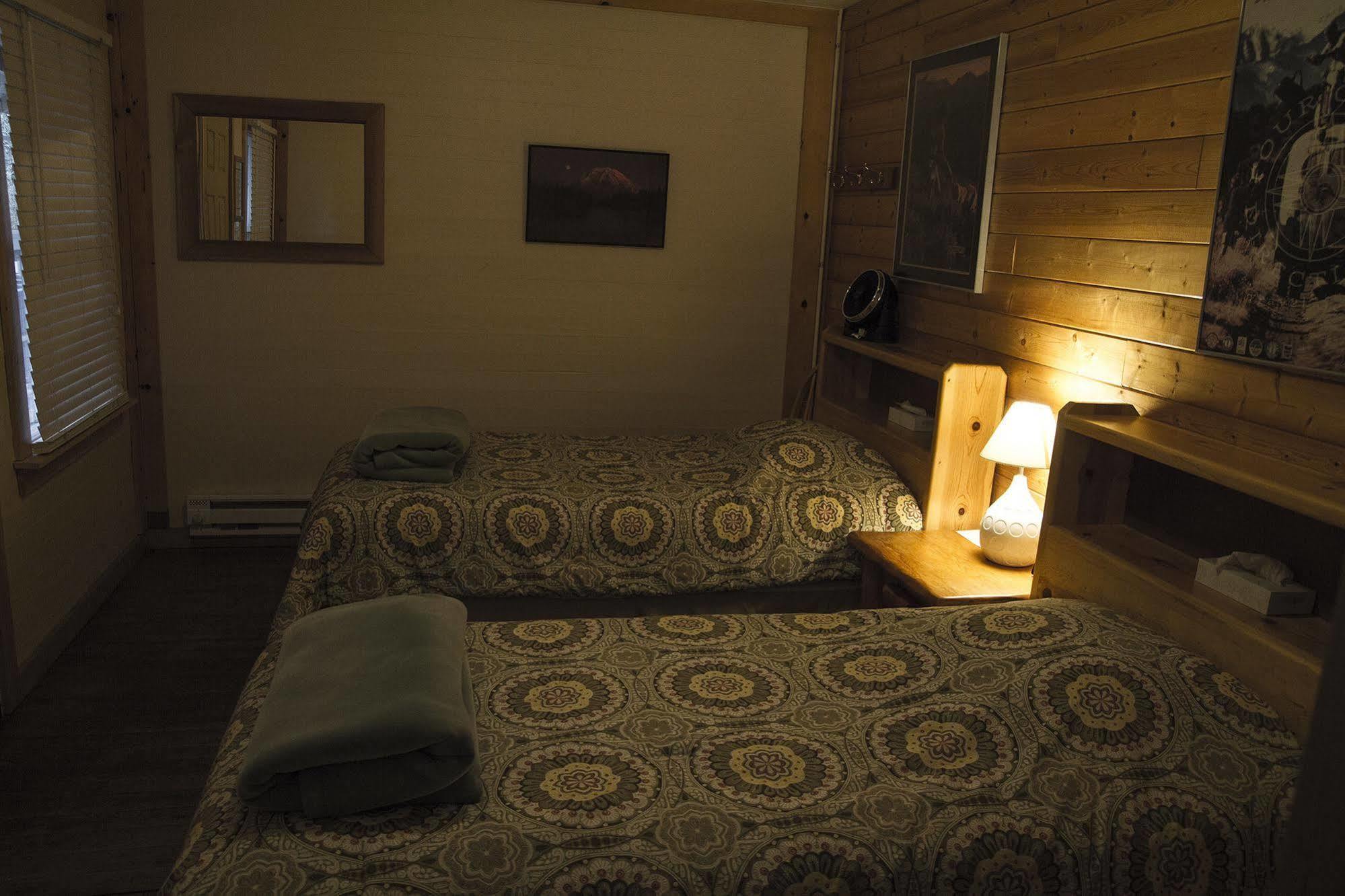 Whittaker'S Motel & Historic Bunkhouse แอชฟอร์ด ภายนอก รูปภาพ